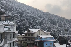 Hill View Regency | Rooms & Caretaker, Shimla Hill View Regency | Rooms & Caretaker, Shimla