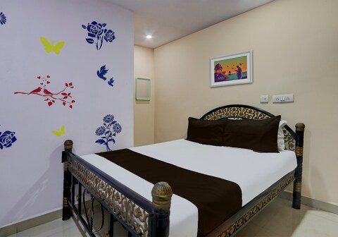 SPOT ON Hotel Aaraadhya Residency