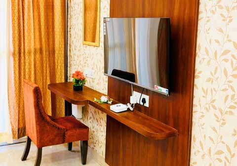 Doon Alpine | Studio in Sahastradhara Dehradun