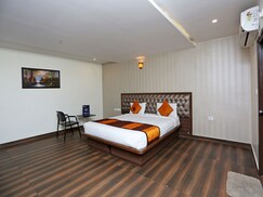 OYO 897 Hotel Surabhi Elite, Hyderabad OYO 897 Hotel Surabhi Elite, Hyderabad