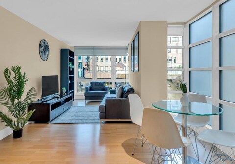 Blackfriars One Bed Apartment by MySquare