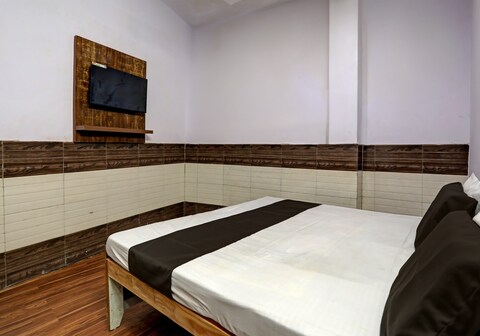 Hotel O by OYO laveena