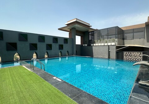 Geeta Sarovar Portico, Panipat