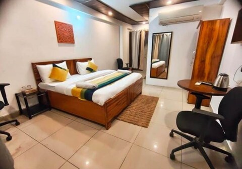 Blueberry Hauz Khas Village