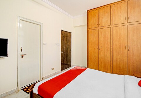 Flagship OYO Hotel O Kalyan