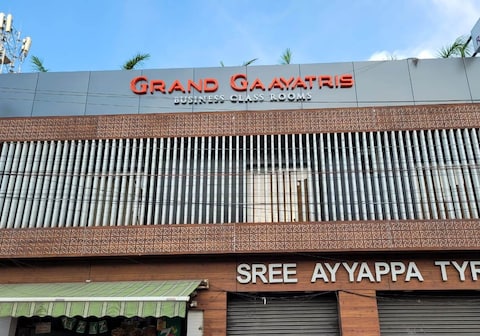 Hotel Grand Gaayatris