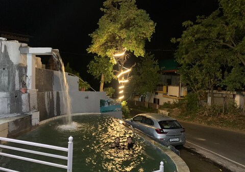 Hotel Aqua Waterfall