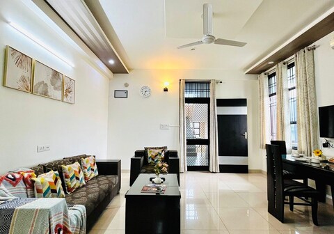 BluO 2BHK Jaipur - Terrace Garden, Balcony, Lift