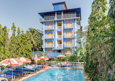 Mayflower Beach Resort