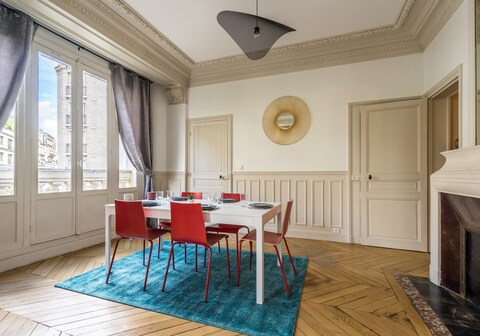 Family apartment - 3BR/10P - Passy / Eiffel Tower