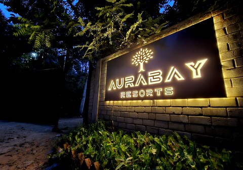 Aura Bay Resorts