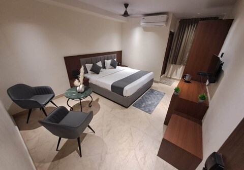 AGARWAL RESIDENCY Recently Renovated