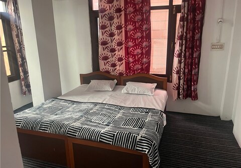 New Unique Guest House