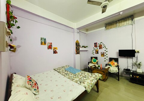 Ashray Home | 2min From Kamakhya Junction