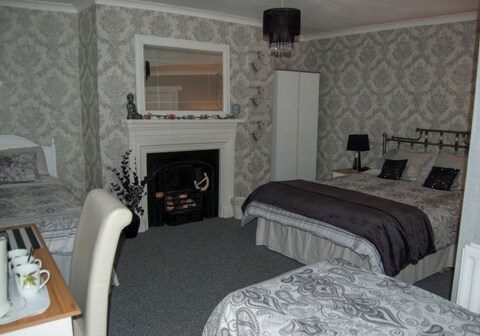 OYO La Spada Boutique Hotel