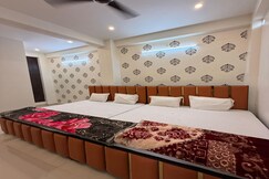 SRI NKB HOMESATY...., Varanasi SRI NKB HOMESATY...., Varanasi