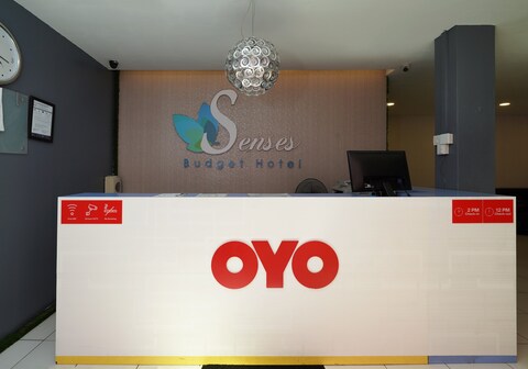 OYO 89895 Senses Budget Hotel