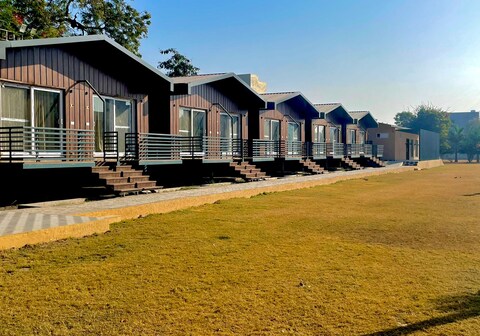 Vrindavan Greens Resort