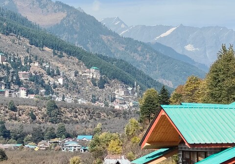 VALLEY VIEW HOTEL & COTTAGES