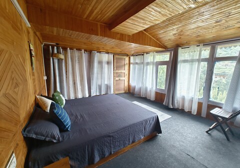 Seasons by Hostalgic