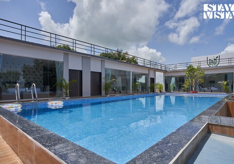 StayVista at The Glassview