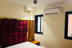 Hotel Sai Palace- Near Tata Memorial Hospital, Mumbai Hotel Sai Palace- Near Tata Memorial Hospital, Mumbai