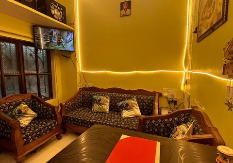 Kanha p. Guest house