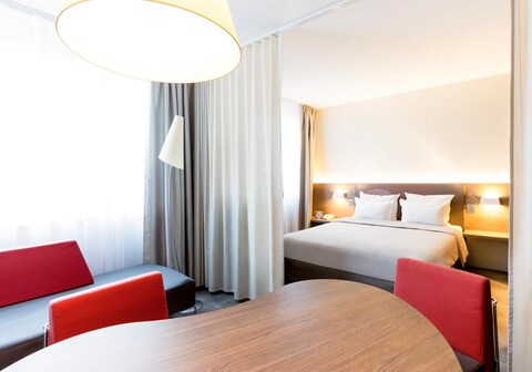 Novotel Suites Geneve Aeroport