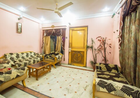 Bhau Niwas 2 Villa | Rooms & Caretaker