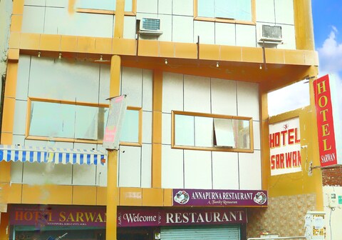 Hotel Sarwan