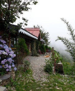 The Oak Trails Eco Lodge, Nainital The Oak Trails Eco Lodge, Nainital