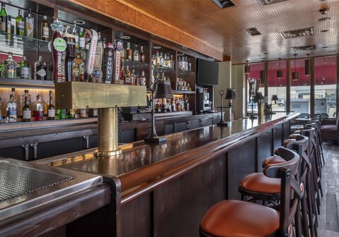 Best Western Plus The Normandy Inn & Suites