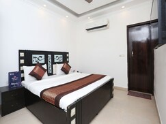 OYO 12779 5 seas Hotel and Banquet, Delhi OYO 12779 5 seas Hotel and Banquet, Delhi