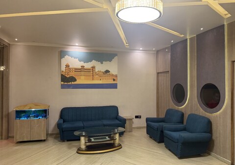 Hotel Savera