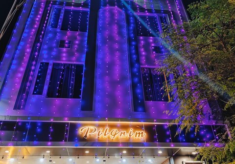 Hotel Pilgrim, Near Golden Temple