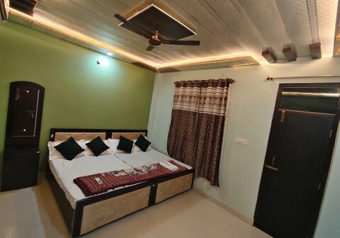 Ayodhya Dham Inn