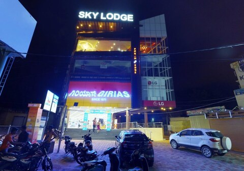 Hotel Sky Lodge