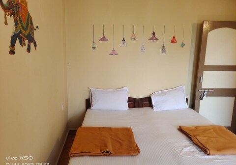 Ronnes Palm3 1 Bhk Apartments