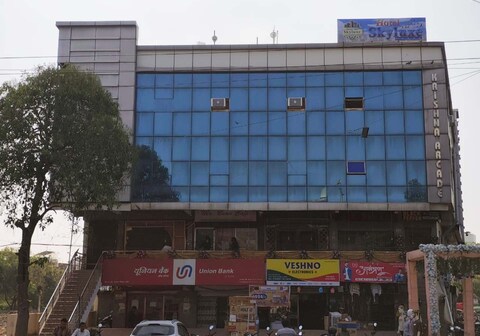Hotel The Skyluxe