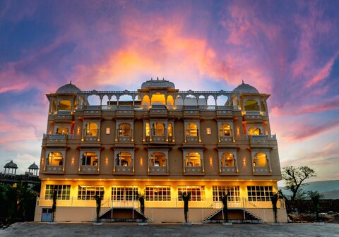 Shree Ji Mahal Hotel