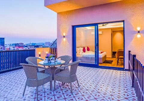 Arina Vedic Haveli Haridwar (2 Min walk for Ganga Ghat)