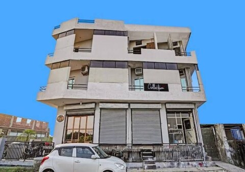 Visen Residency by GRB