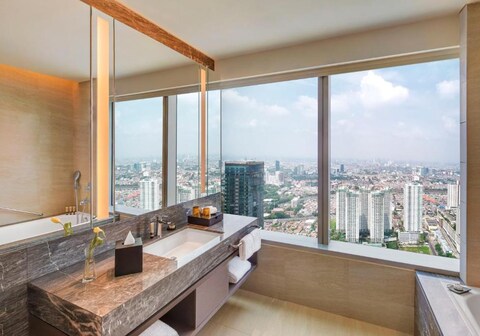 PARKROYAL Serviced Suites Jakarta