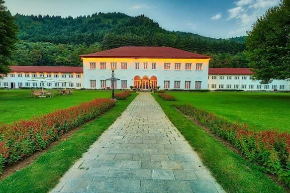 The LaLit Grand Palace Srinagar