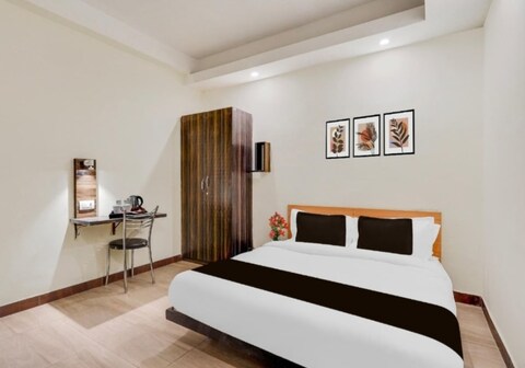 Ashirwad Guest House