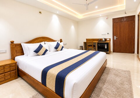 Hotel Indradhar
