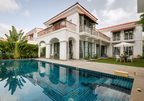 La Mosteiro- 4 BHK Pool Villa at Assagao by The Blue Kite (09)