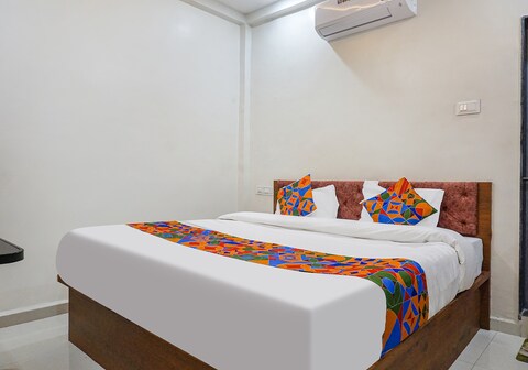 FabHotel Bliss Executive - shaniwar wada