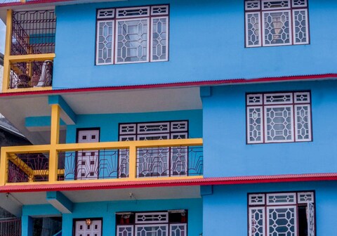 Live Above The Clouds (Double Bedded Room)