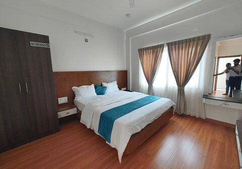 Deepa Bar And Restaurant Boarding And Lodging